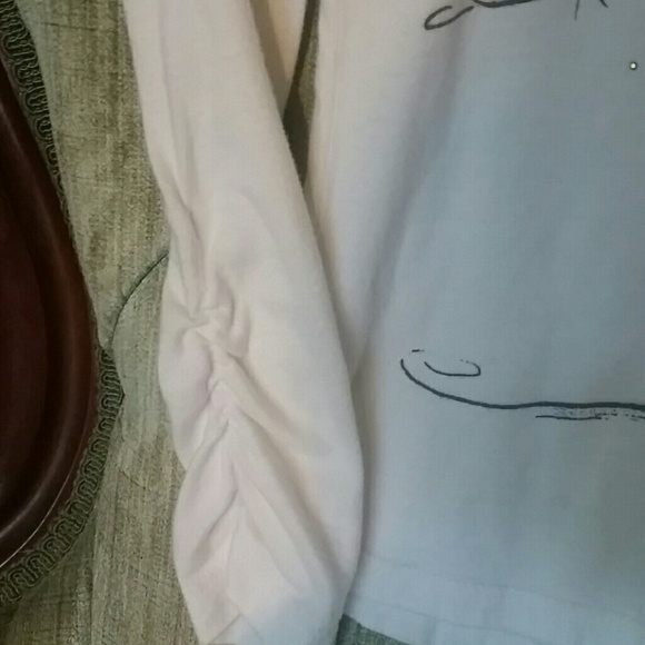 Cream long sleeved T - Picture 2 of 2